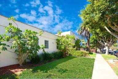 Main picture of 1836 10th St
