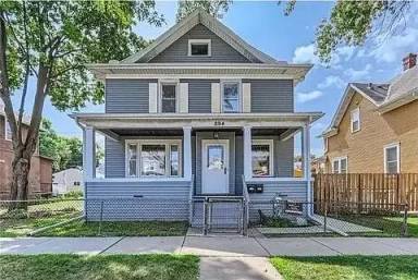 Main picture of 894 James Ave