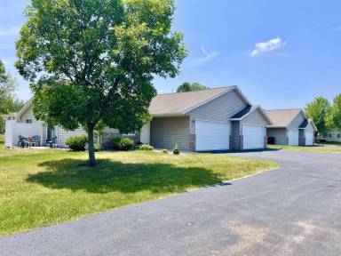 Main picture of 755 Premier Ct