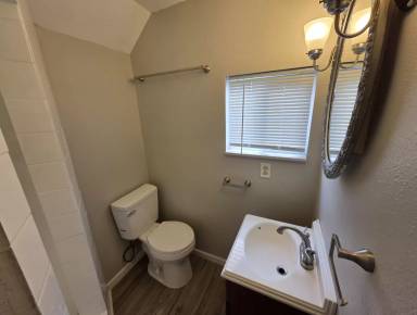 Main picture of 14285 Tyler St