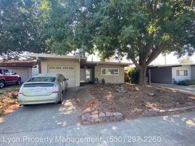 Main picture of 721 Borchard Ct