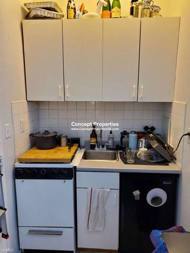 Main picture of 172 Saint Botolph St