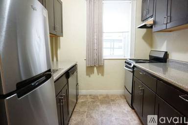 Main picture of 165 Kelton St