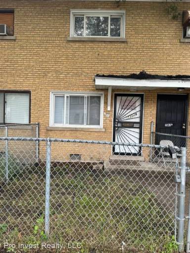 Main picture of 7302 S Dorchester Ave