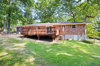 Main picture of 2563 Dering Ct NE
