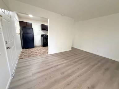 Main picture of 915 Wheeler Ave