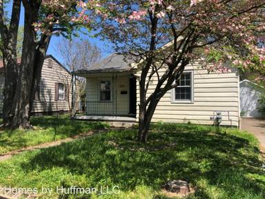 Main picture of 1414 Henning Ave