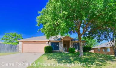 Main picture of 3005 O W Curry Dr