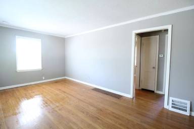 Main picture of 4934 Briar St