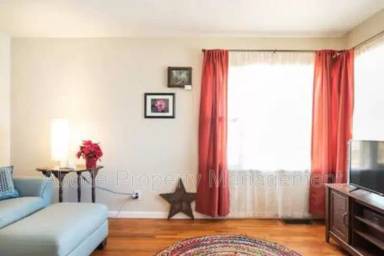 Main picture of 701 Henry Ave