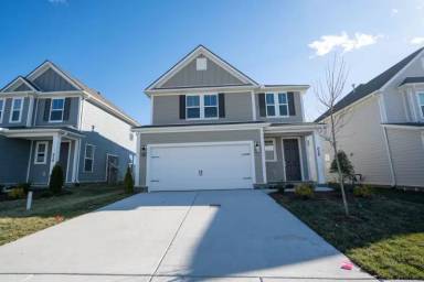 Main picture of 828 Sugarbush Ln