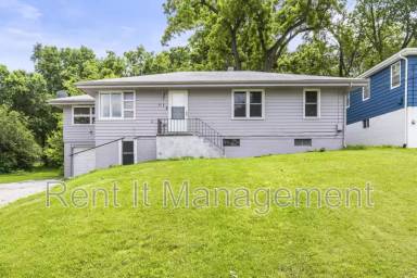 Main picture of 3513 Redick Ave