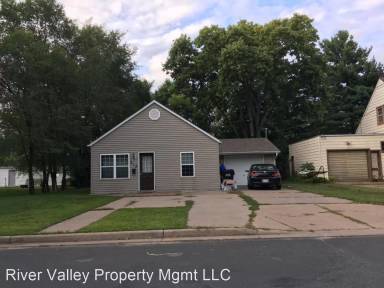 Main picture of 215 13th Ave W