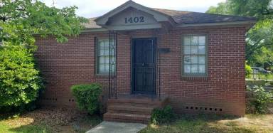 Main picture of 1402 33rd St