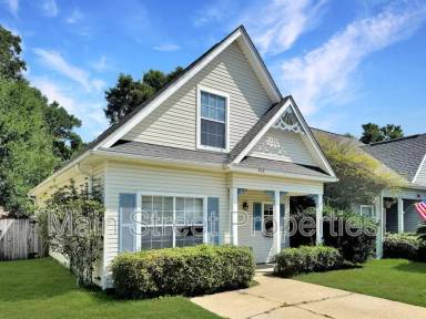 Main picture of 208 Wildflower Ln