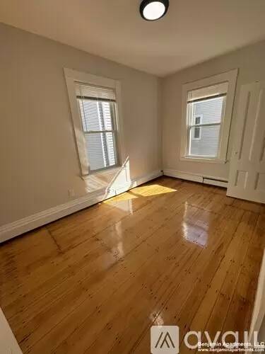 Main picture of 355-65 Prospect St