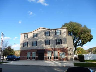 Main picture of 9 S 5th St