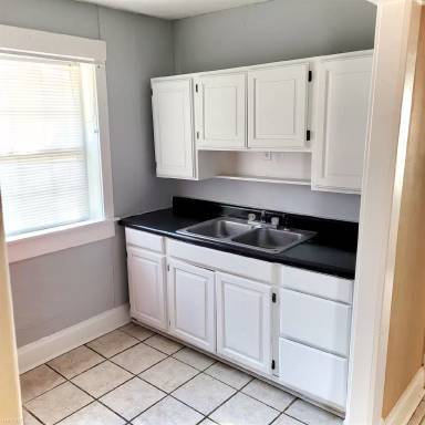 Main picture of 2690 Neil Ave