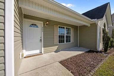 Main picture of 303 Brittney Ct