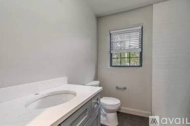 Main picture of 7570 Oxford Dr
