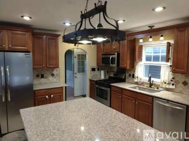 Main picture of 387 Feura Bush Rd