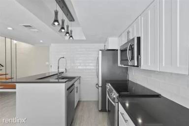 Main picture of 3321 Cole Ave
