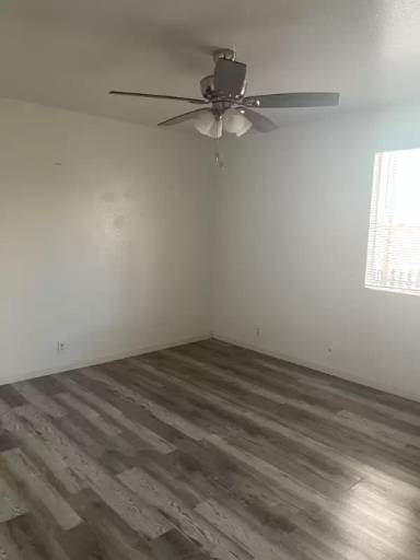 Main picture of Desert Palms Apartments