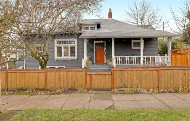 Main picture of 5210 NE 13th Ave