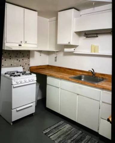Main picture of 1022 N La Jolla Ave