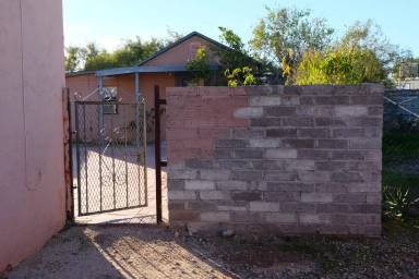 Main picture of 1513 N Winstel Blvd