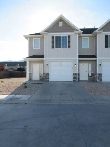 Main picture of 474 W 1425 N