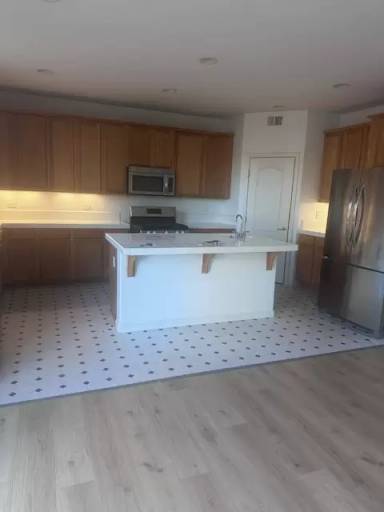 Main picture of 252 Garden Patch Way
