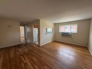 Main picture of 341 Gross St