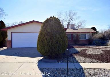 Main picture of 7804 Calle de Plata NE