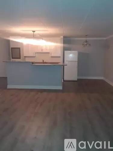 Main picture of Lake Run Condominiums