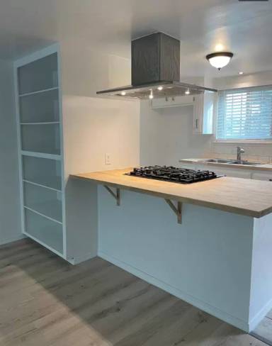 Main picture of 5614 Hillsdale Blvd