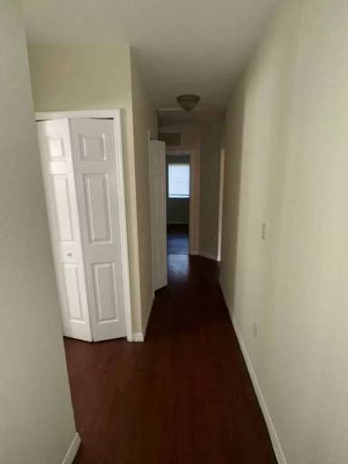 Main picture of 855 SW 6th Pl