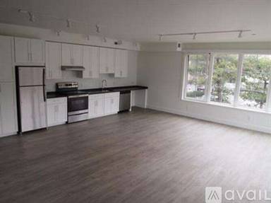 Main picture of 7 Creek Dr