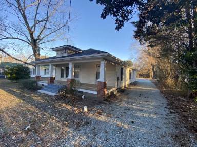 Main picture of 817 Pleasant Dr