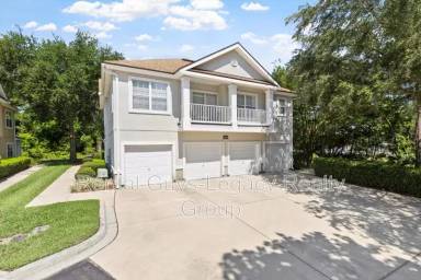 Main picture of 12407 Forest Lake Cir N