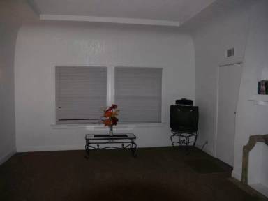Main picture of 332 W Olive St