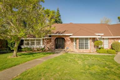 Main picture of 8780 Harrogate Ct