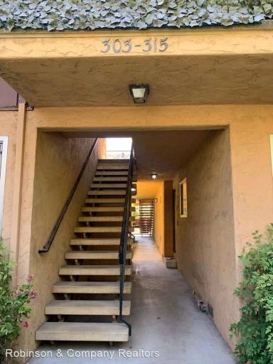 Main picture of 313 Sheridan Ave