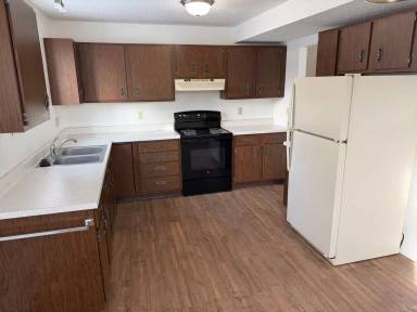 Main picture of 1065 5th Ave NW