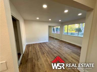 Main picture of 6037 Windemere Way