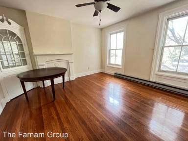 Main picture of 103 Howe St