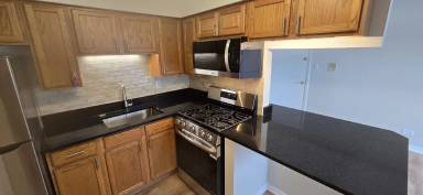 Main picture of 16601 Jean Ln