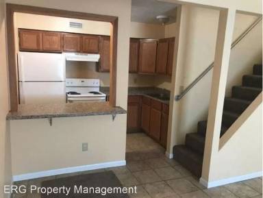 Main picture of 2221 Prairie St