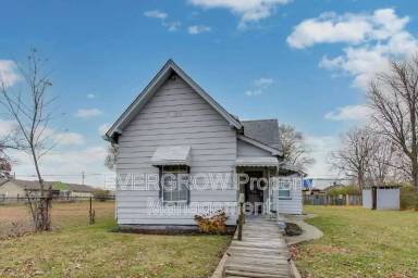 Main picture of 2219 Hovey St