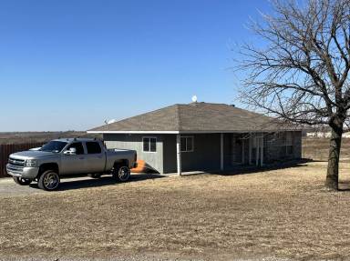 Main picture of 12400 Cleburne Hwy